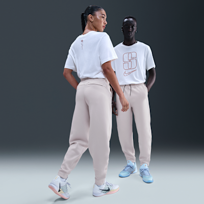 Sabrina Dri-FIT Loose Basketball Pants. Nike.com